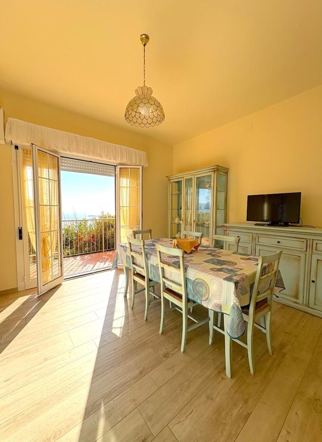 Appartamento Panorama Gardone Riviera