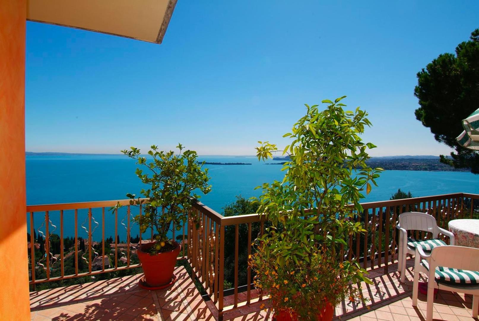 Panorama Appartamento Gardone Riviera